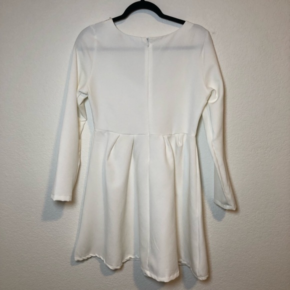 NWOT White Pearl Detailed Long Sleeve Fit and Flare Mini Dress Size L - Picture 6 of 10
